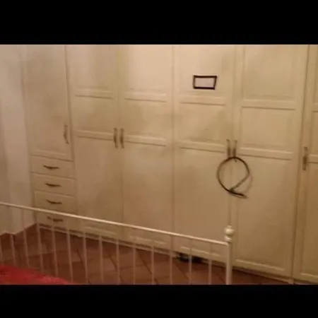 Vakantiehuis Accogliente Monolocale Con Veranda San Remo